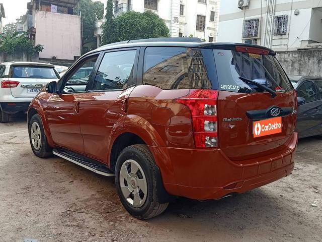 https://images10.gaadi.com/usedcar_image/3515550/original/processed_199060be-895f-4c4e-a49d-cbf2562b6b62-used_car_2824533_1690368204.jpg?imwidth=6402