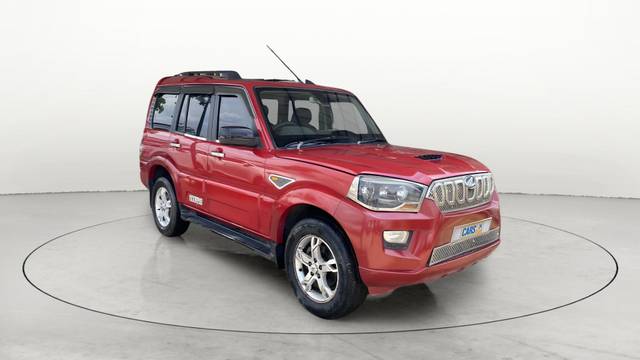 https://images10.gaadi.com/usedcar_image/3515581/original/d2a8e6b9-8f4c-4329-8279-35439354ac5f-14492013748-ca601bcea1a14f7abf159e67efde4ea1-Exterior-7.jpg?imwidth=6400