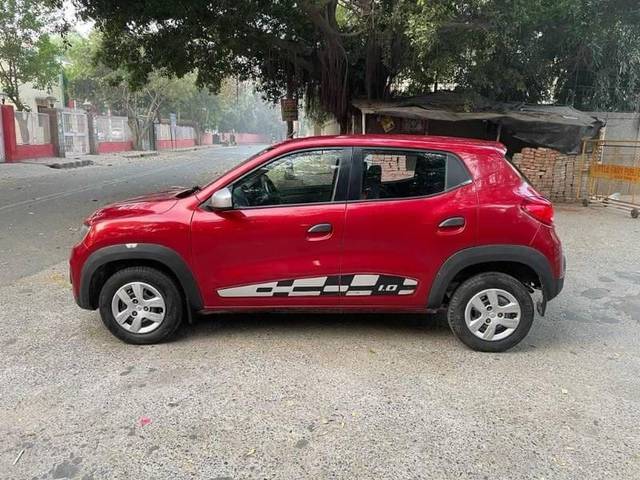 https://images10.gaadi.com/usedcar_image/3515668/original/processed_0b44d542-5a17-4c78-a370-0dd67ff39ef5.jpeg?imwidth=6402
