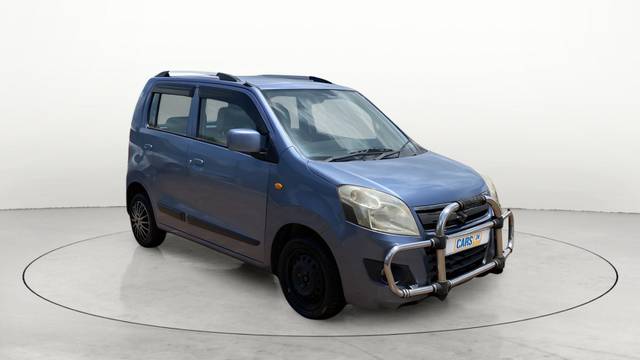 https://images10.gaadi.com/usedcar_image/3517610/original/c37a26d0-55f9-4335-85ce-15d7709bad17-11993214708-542eba049daf4ac29d3bde836863acef-Exterior-7.jpg?imwidth=6400