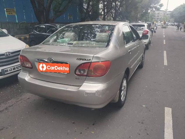 https://images10.gaadi.com/usedcar_image/3517754/original/processed_d47f95cc-40e4-482d-baeb-173402d7b0b8.jpeg?imwidth=6401