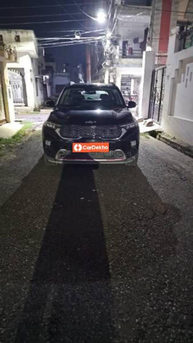 https://images10.gaadi.com/usedcar_image/3518156/original/5ee506e5-85de-4564-97cc-1949e1c4fff4_edaec7f2-a641-4242-97a5-fba13027bc78.jpeg?imwidth=6400