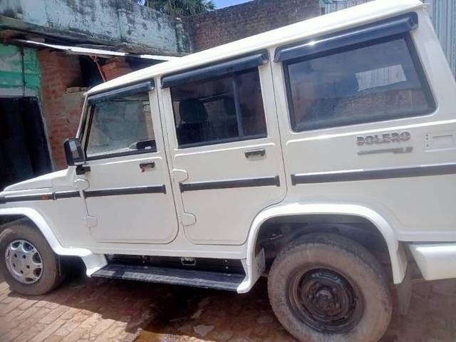 https://images10.gaadi.com/usedcar_image/3521222/original/07eb5828-2b53-4679-b5fb-1237e920507c_998eba5b-5bfe-414d-99d3-83aab0e10f6b.jpg?imwidth=6401