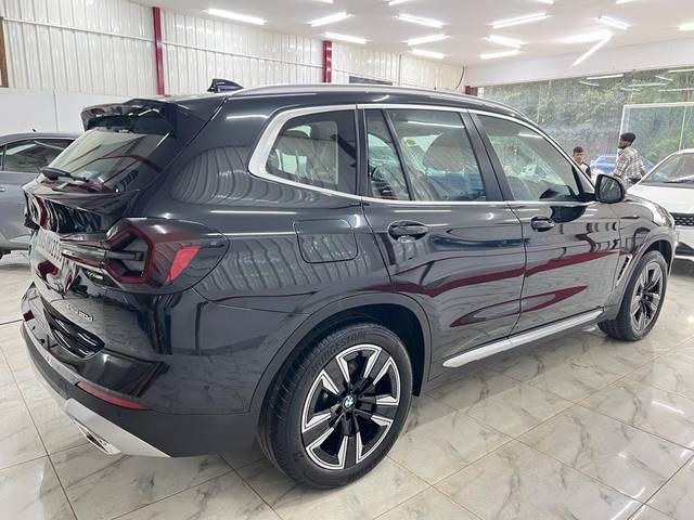 https://images10.gaadi.com/usedcar_image/3521230/original/3e95d477-c8d9-43d8-a9d6-d943d4a2ffb0-used_car_2828653_1690866713_0f3add35-0339-48b3-a232-b27b49766042.jpg?imwidth=6401