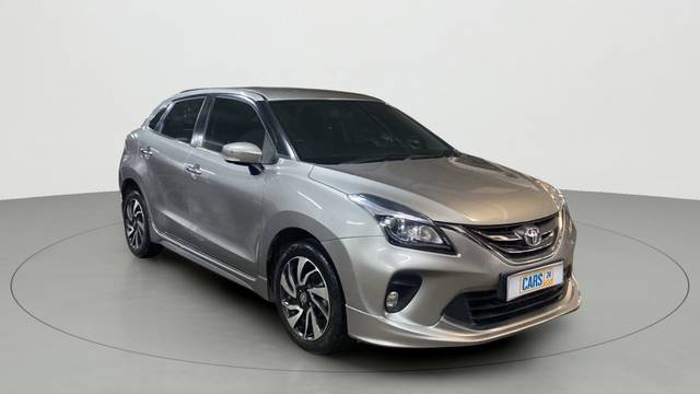 https://images10.gaadi.com/usedcar_image/3521627/original/slot__10949411783-fe9e05f4d07b457d92d8c9ed9a3a0f01-Exterior-8.jpg?imwidth=6400
