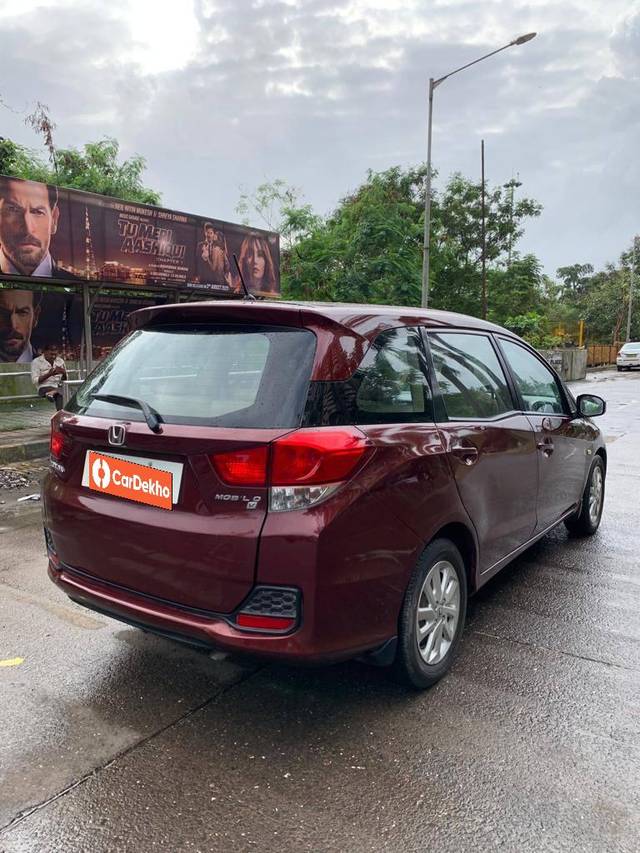 https://images10.gaadi.com/usedcar_image/3522358/original/4f7e6170-7617-483f-a34c-ca5dcd2f1ba4-used_car_2829646_1690902192_ec1bf87b-9480-4cde-a629-4536b87af80f.jpg?imwidth=6401