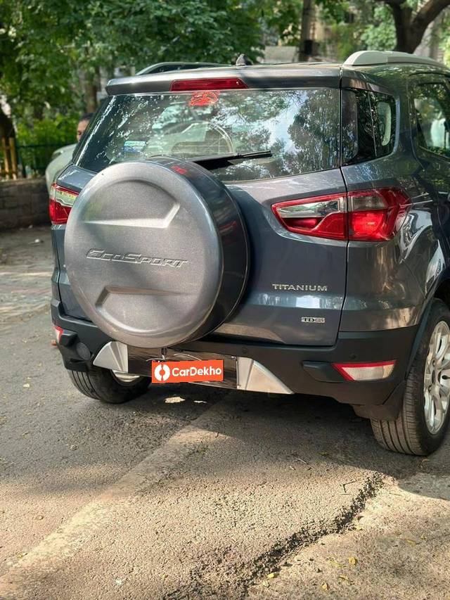 https://images10.gaadi.com/usedcar_image/3522974/original/usedcar_4cb04977_c089_47cc_93ae_48abfb1177d1_280771690966419_1690966468_3b762943-e768-4e27-8456-24442e6445f9.jpg?imwidth=6401