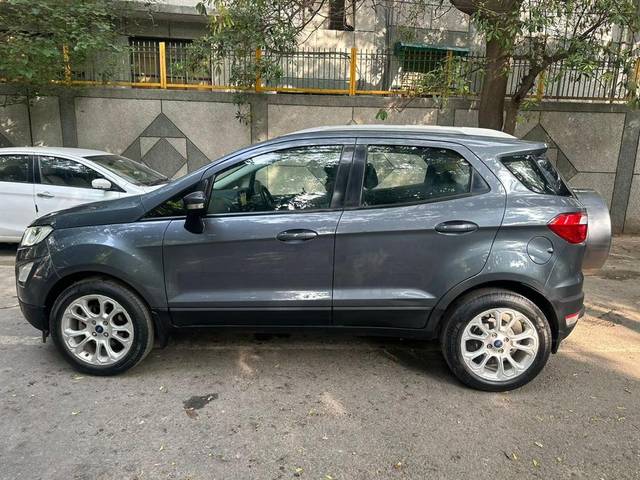 https://images10.gaadi.com/usedcar_image/3522974/original/usedcar_dcd295a6_a3a0_4a6d_aa5e_dfacfe8e594e_280771690966419_1690966467.jpg?imwidth=6402
