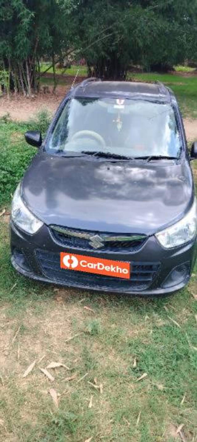 https://images10.gaadi.com/usedcar_image/3523988/original/processed_60abec8b-28b5-42ba-8b09-ad435d53135c.jpg?imwidth=6400