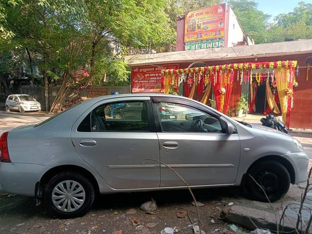 https://images10.gaadi.com/usedcar_image/3524940/original/processed_processed_usedcar_photo_2023_09_11_16_56_24_2__2831560_1694434181.jpg?imwidth=6402