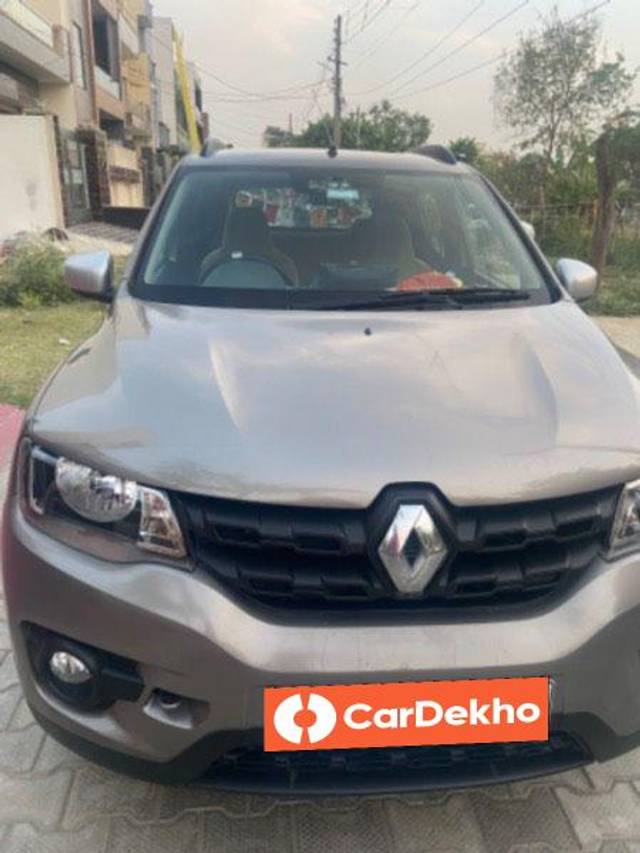 https://images10.gaadi.com/usedcar_image/3525724/original/processed_51c9360c-3d6b-4c9d-bab8-115a8dd7d9e7.jpeg?imwidth=6402