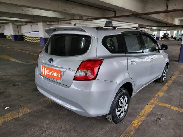 https://images10.gaadi.com/usedcar_image/3526514/original/processed_50321842-8b61-4816-8437-e32f2aceb753-used_car_2832840_1691226373.jpg?imwidth=6402