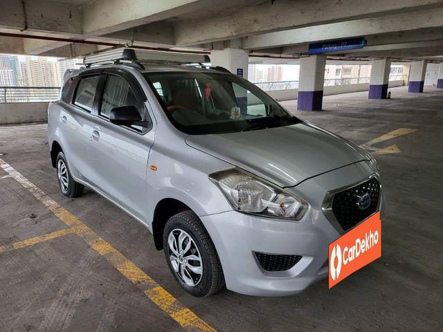 https://images10.gaadi.com/usedcar_image/3526514/original/processed_c27a7a87-b917-42e1-bb73-c091d7501f13-used_car_2832840_1691226362.jpg?imwidth=6400