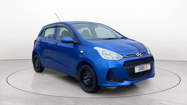https://images10.gaadi.com/usedcar_image/3526663/original/slot__10248416766-662d0191623c41e6846ab7e6fbe43132-Exterior-7.jpg?imwidth=6400