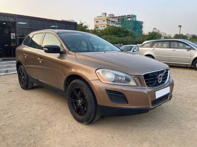 https://images10.gaadi.com/usedcar_image/3527680/original/processed_usedcar_2_2021691319779_1691319802.jpg?imwidth=6400