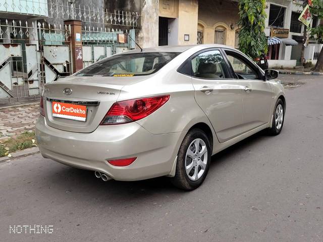 https://images10.gaadi.com/usedcar_image/3528958/original/processed_104b5f1f-5e2a-4690-acd1-d474eee55b54-used_car_2834644_1691410461.jpg?imwidth=6402