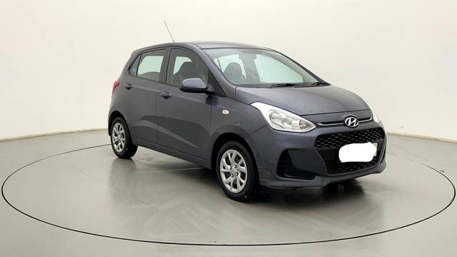 https://images10.gaadi.com/usedcar_image/3529750/original/usedcar_42_770081691480962_1691480969.jpg?imwidth=6400