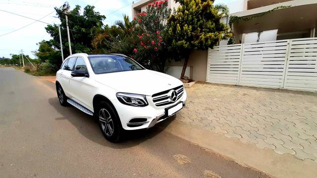 https://images10.gaadi.com/usedcar_image/3530838/original/usedcar_4_639631691497252_1691497327.jpeg?imwidth=6400