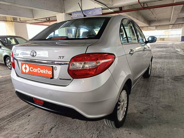 https://images10.gaadi.com/usedcar_image/3530869/original/processed_37c95144-1677-47ee-89ea-04441acb5290-used_car_2836245_1691499236.jpg?imwidth=6402