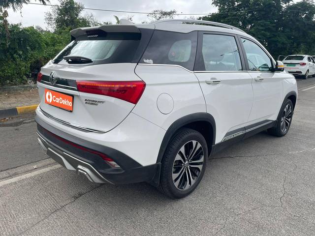 https://images10.gaadi.com/usedcar_image/3532189/original/processed_usedcar_331bef69_cb41_40dc_acaa_5c4c48675d39_28281691659002_1691659018.jpg?imwidth=6402
