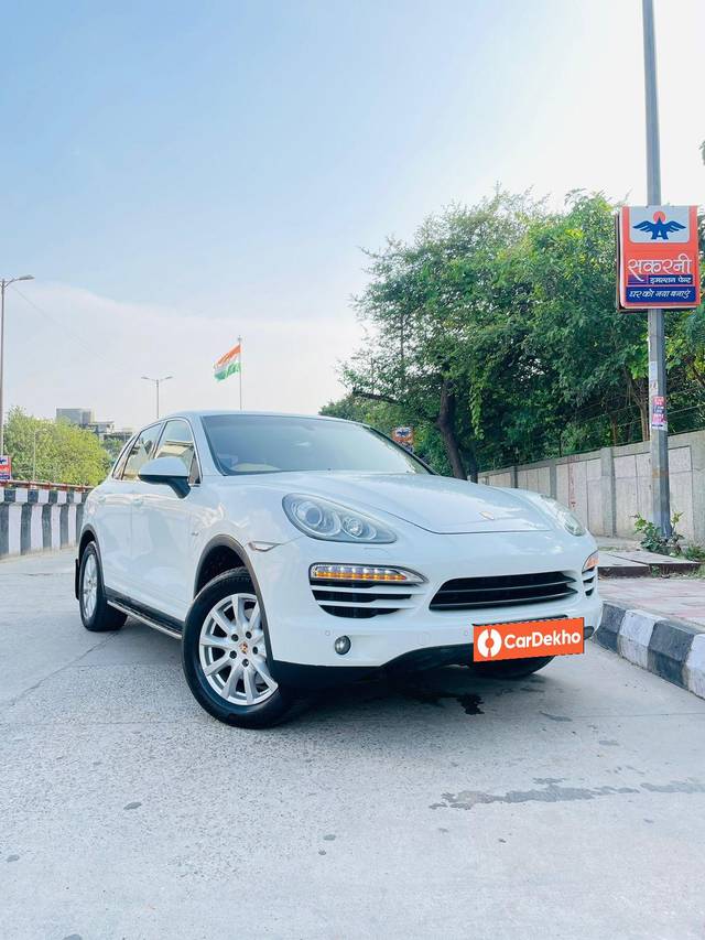 https://images10.gaadi.com/usedcar_image/3532920/original/processed_usedcar_photo_2023_08_03_11_03_01_7601691669378_1691669391.jpg?imwidth=6400