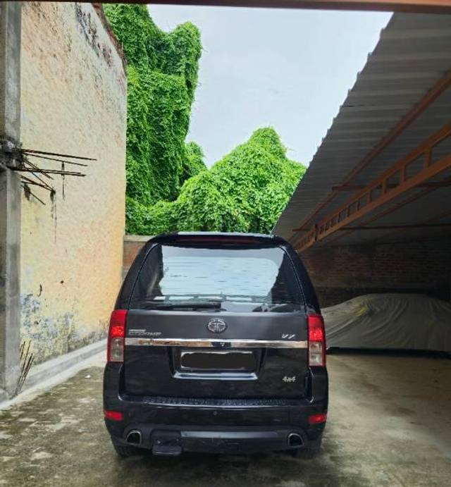 https://images10.gaadi.com/usedcar_image/3532992/original/processed_1edb372d-5686-47aa-aae4-fe54ea670a57.jpg?imwidth=6402