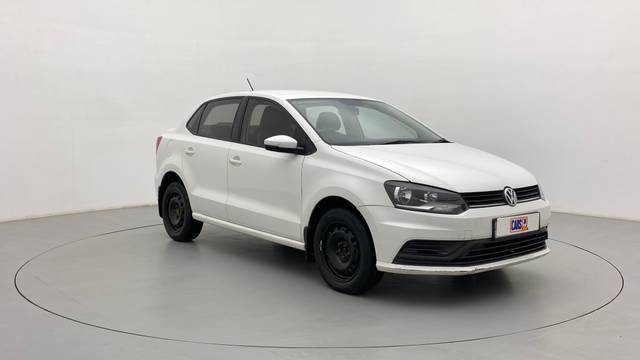 https://images10.gaadi.com/usedcar_image/3533585/original/a5eac533-0f35-4818-b37f-66fb279c63f7-43.jpg?imwidth=6400