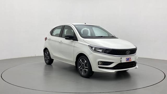 https://images10.gaadi.com/usedcar_image/3534087/original/6b8e97fe-2ec3-4cc8-aa8f-8fb7af49f598__42.jpg?imwidth=6400