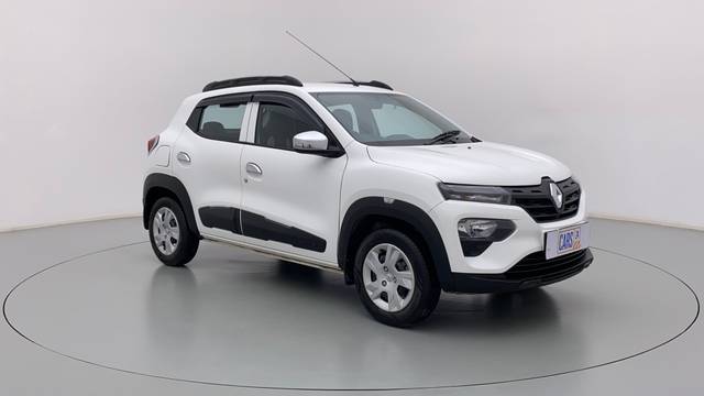 https://images10.gaadi.com/usedcar_image/3534432/original/9bdbb1aa-5824-4487-b9e9-a52e6c0d9474-44.jpg?imwidth=6400
