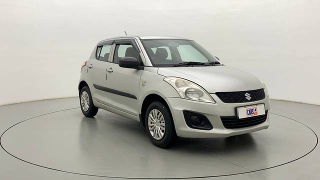 https://images10.gaadi.com/usedcar_image/3535108/original/588bab88-baea-4e3b-8a2d-d40f98e045f1-42.jpg?imwidth=6400