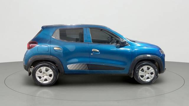 https://images10.gaadi.com/usedcar_image/3535483/original/10115512785-f0bb2d37b44f404693abb0bd30837f04-Exterior-7.jpg?imwidth=6400
