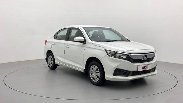 https://images10.gaadi.com/usedcar_image/3535485/original/43.jpg?imwidth=6400