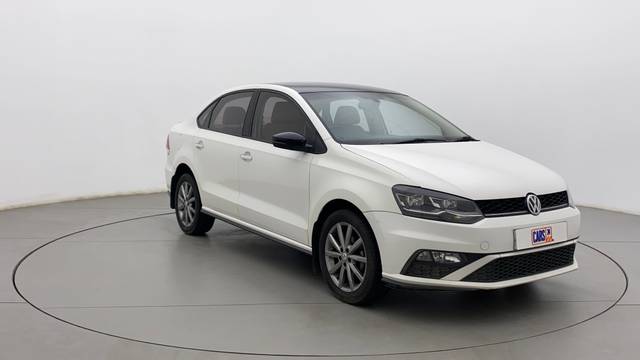 https://images10.gaadi.com/usedcar_image/3535633/original/80ff3272-e518-4aec-8a87-4952e682df42__43.jpg?imwidth=6400