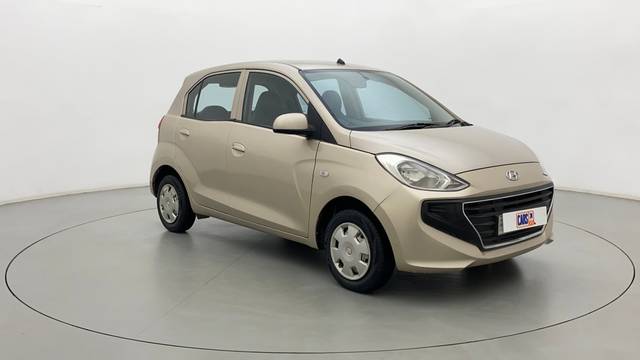 https://images10.gaadi.com/usedcar_image/3536497/original/473c9166-cd5d-4d29-8157-cca5bb4145e5__43.jpg?imwidth=6400