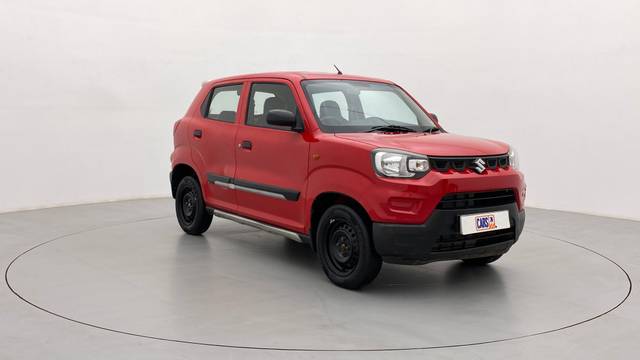 https://images10.gaadi.com/usedcar_image/3536722/original/93165127-d8dc-403f-ba73-a7e34b0a20f3-43.jpg?imwidth=6400