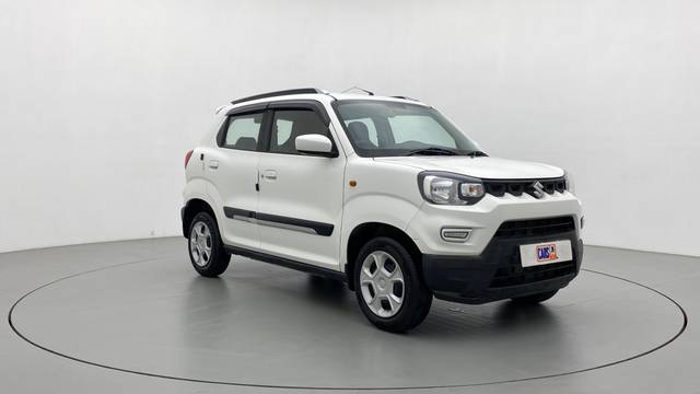 https://images10.gaadi.com/usedcar_image/3537273/original/37b09c36-1789-4f97-80fd-55f6c84ab85c-42.jpg?imwidth=6400
