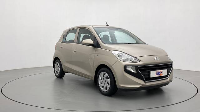 https://images10.gaadi.com/usedcar_image/3537332/original/c03ca62d-0528-44d6-93cc-4dcb40785a96-42.jpg?imwidth=6400