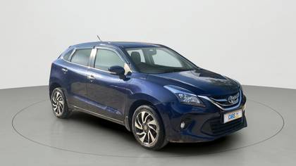 Toyota Glanza V Toyota Glanza V