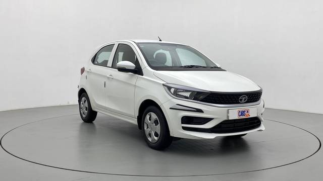 https://images10.gaadi.com/usedcar_image/3538172/original/03ff474f-2bd8-4d09-9832-477369b70abe-43.jpg?imwidth=6400