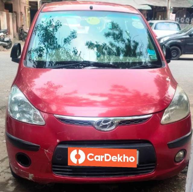 https://images10.gaadi.com/usedcar_image/3538318/original/processed_6fc9a554-2bc4-477b-bfab-86a646d1714c.jpg?imwidth=6400