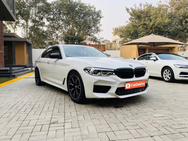 https://images10.gaadi.com/usedcar_image/3540299/original/processed_usedcar_1_29__10151692174235_1692174291.jpeg?imwidth=6400