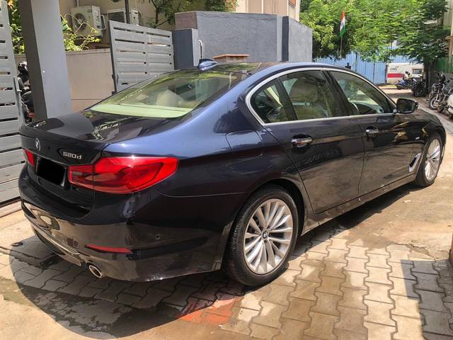 https://images10.gaadi.com/usedcar_image/3540601/original/processed_88538565-df76-421f-ba62-6a854bcf160e-used_car_2844071_1692184852.jpg?imwidth=6401