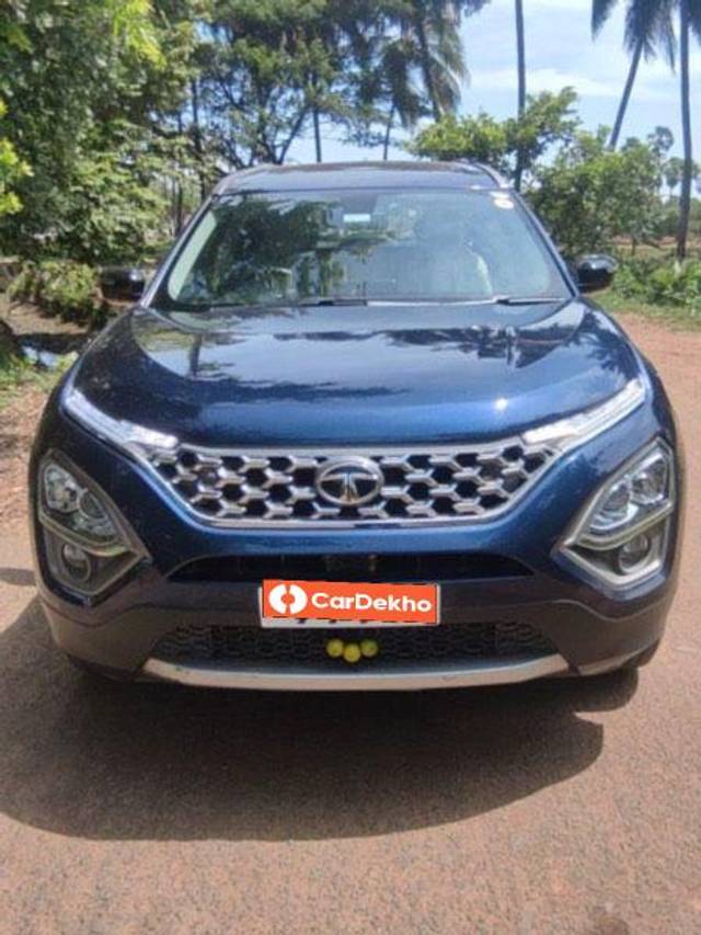 https://images10.gaadi.com/usedcar_image/3541346/original/processed_399c0067-a27a-4d2d-9940-817ace677749.jpeg?imwidth=6402