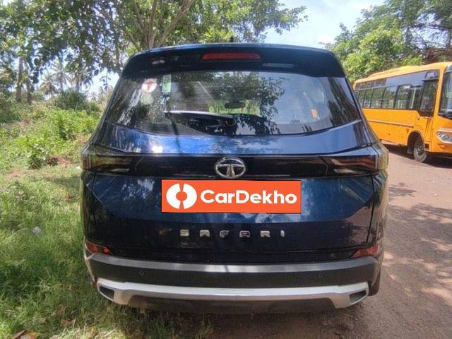 https://images10.gaadi.com/usedcar_image/3541346/original/processed_ee58b012-f8e6-47a0-80a0-b825c1d28e32.jpeg?imwidth=6401