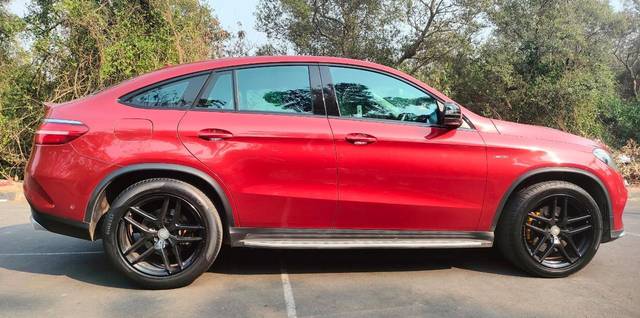 https://images10.gaadi.com/usedcar_image/3541548/original/processed_5aa95d1a-193a-4452-b51c-711bcd03615f-used_car_2844741_1692268246.jpg?imwidth=6401