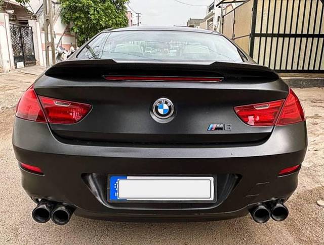 https://images10.gaadi.com/usedcar_image/3542201/original/processed_e6b2fa41-596f-4a46-ac38-3afdcbd0fef0.jpeg?imwidth=6402