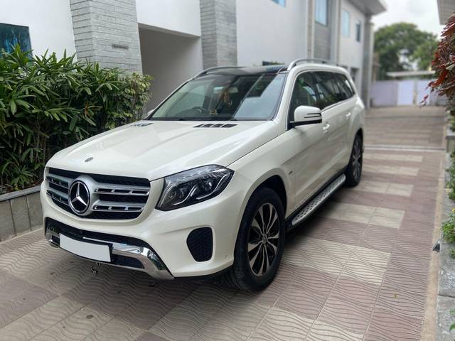 https://images10.gaadi.com/usedcar_image/3542439/original/processed_usedcar_2_2021692342543_1692342559.jpg?imwidth=6401
