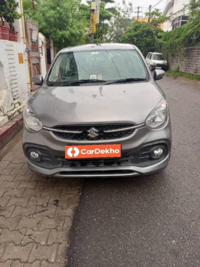 https://images10.gaadi.com/usedcar_image/3542621/original/processed_905cf94e-9d3e-4eb0-9dd4-1834096054d6.jpg?imwidth=6400