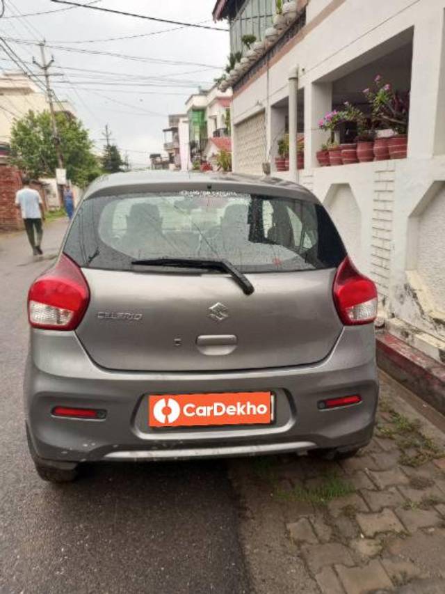 https://images10.gaadi.com/usedcar_image/3542621/original/processed_d5dbdd17-bd6a-4c49-b30e-36a9cb28e58e.jpg?imwidth=6401