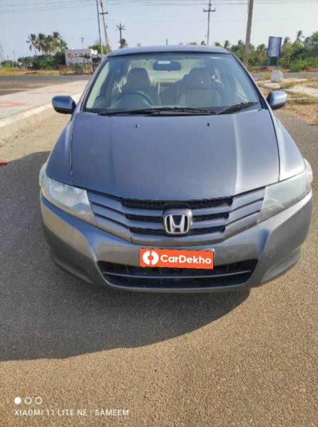 https://images10.gaadi.com/usedcar_image/3543418/original/processed_33c6dbed-2faf-4ef7-99e9-4a487531f4d2.jpg?imwidth=6400